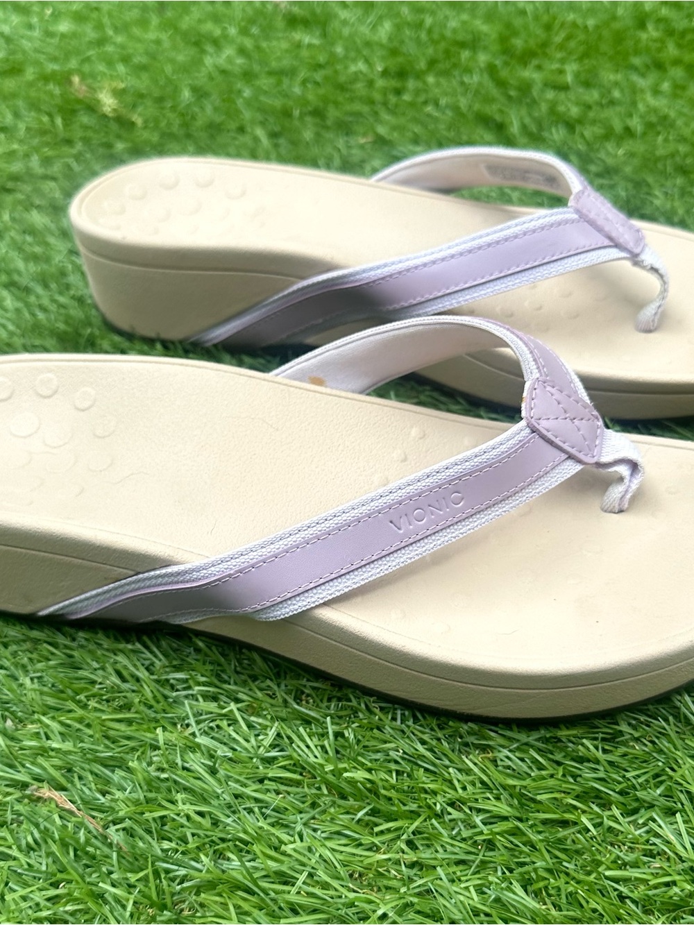 Vionic Lavender Thong Pacific High Tide Sandals/Flip Flop with Cushioned Footbed